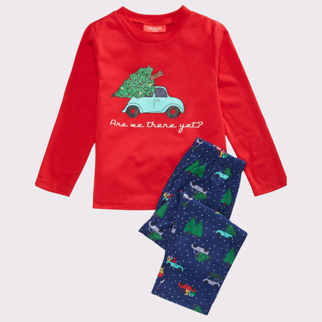 هل وصلنا بعد؟ بيجامة عطلة نسائية