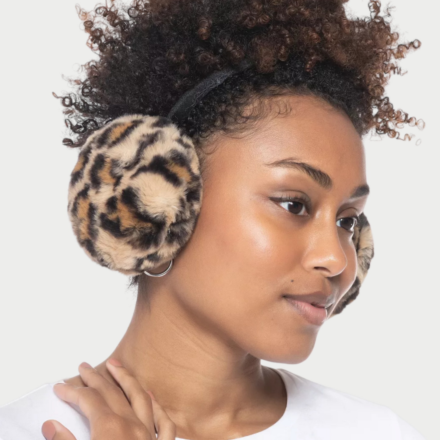 سدادات أذن من الفرو الصناعي الصدأ