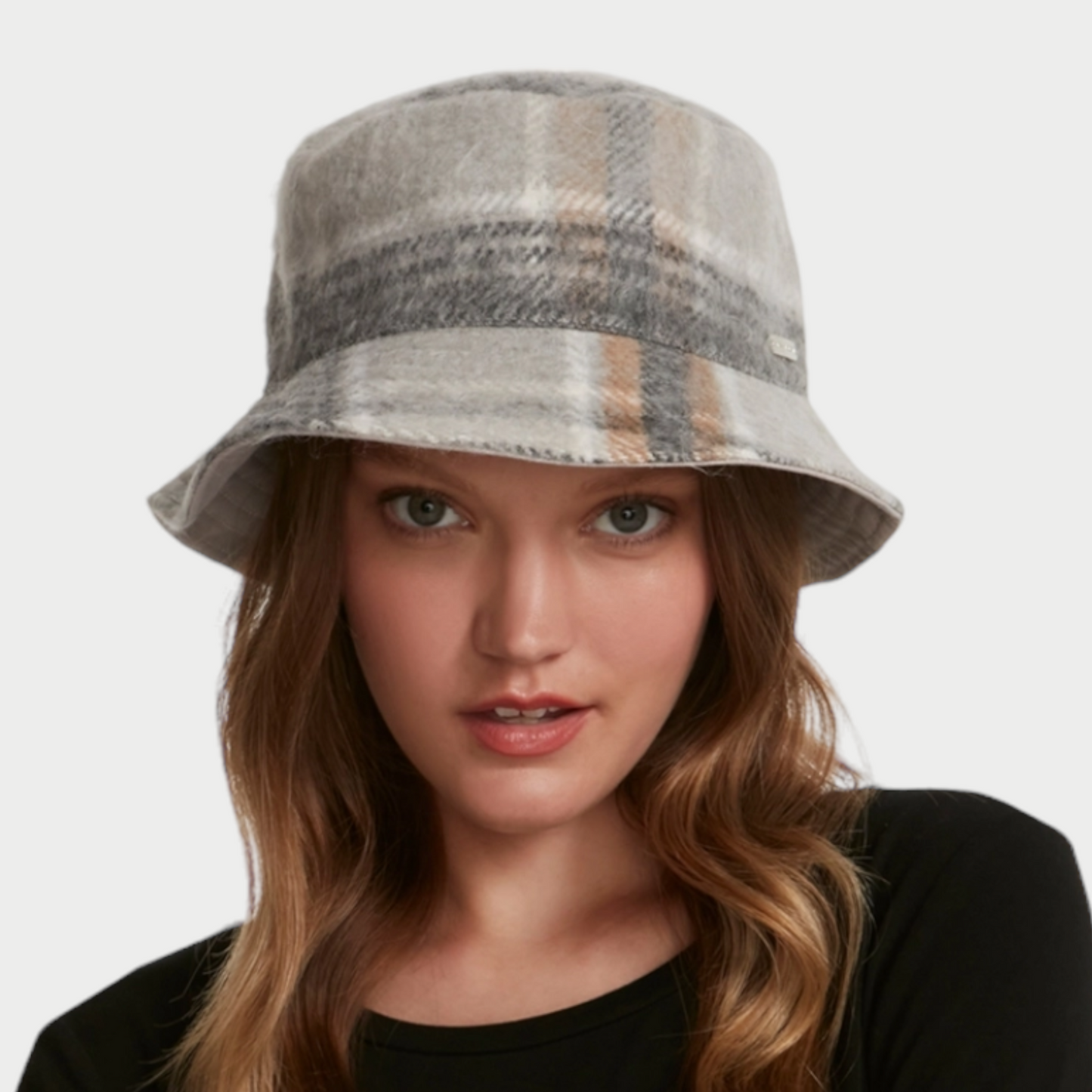 Steve Madden Logo Plate Brushed Bucket Hat Off White ONE SIZE