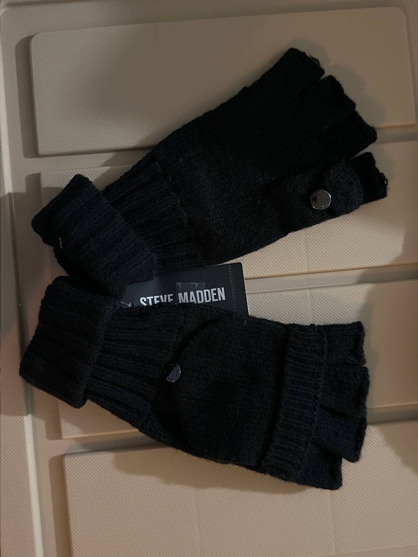 Steve Madden Tailgate Flip Top Gloves ONE SIZE