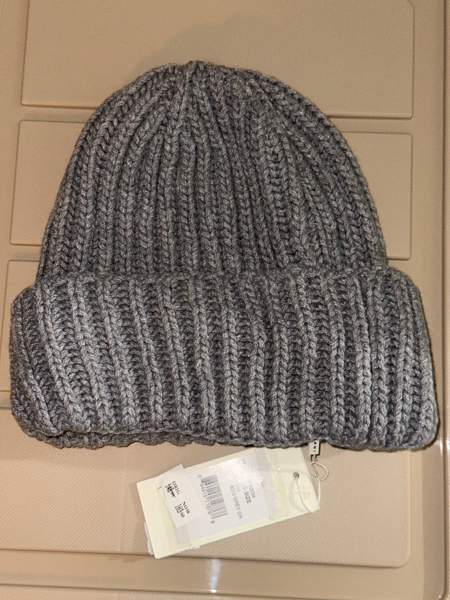 LADIES KNIT HAT